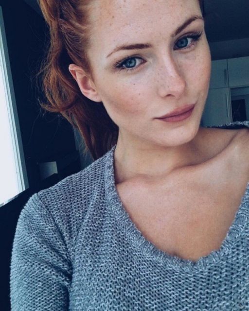 Girls With Freckles (20 pics)