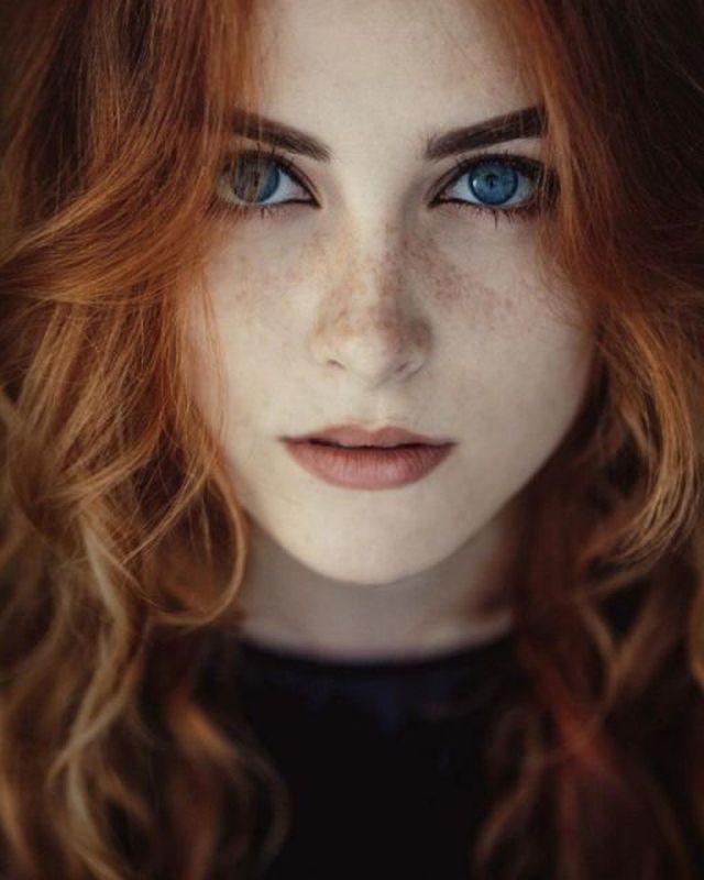 Girls With Freckles (20 pics)