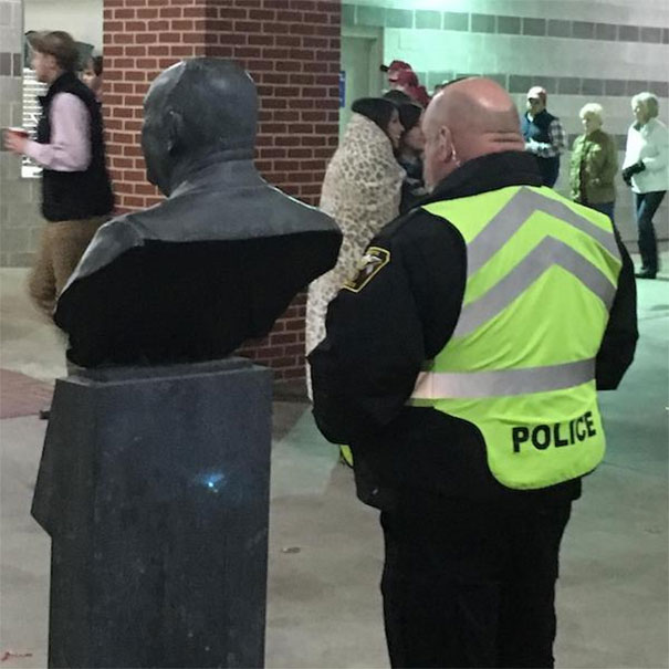 Unexpected Coincidences (20 pics)