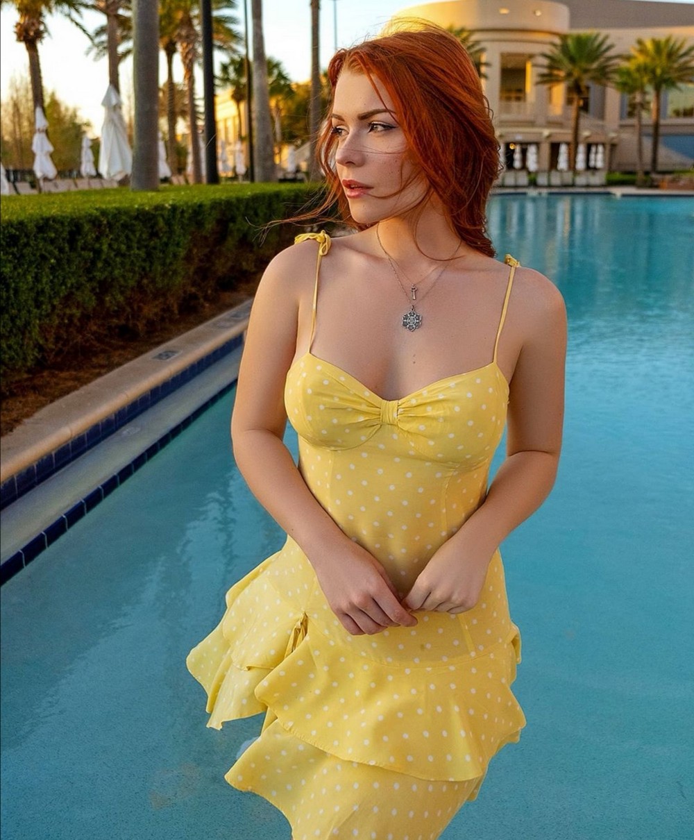 Redhead Girls (23 pics)