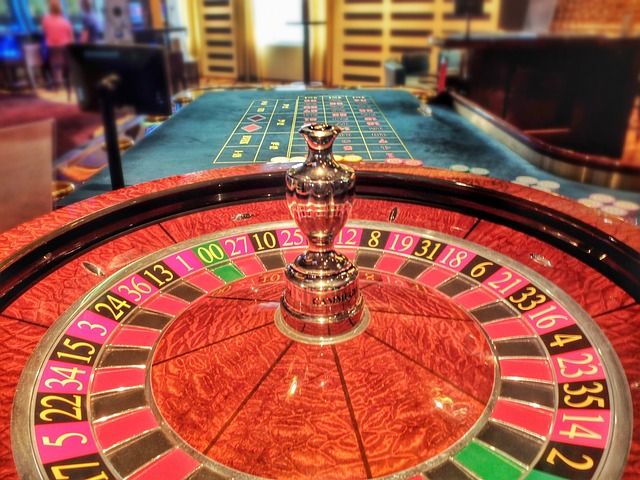 Mastering the Virtual Deck: A Comprehensive Guide to Online Casino Success