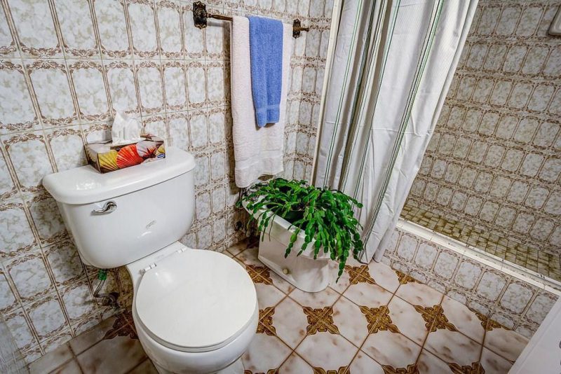 Unusual Bathrooms (19 pics)