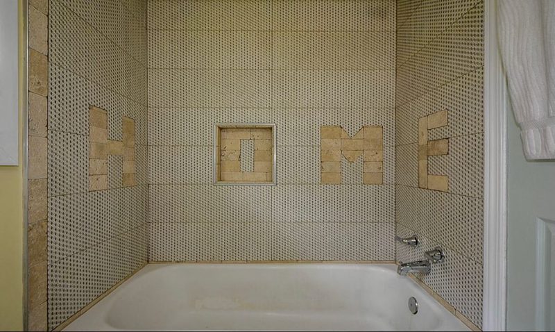 Unusual Bathrooms (19 pics)