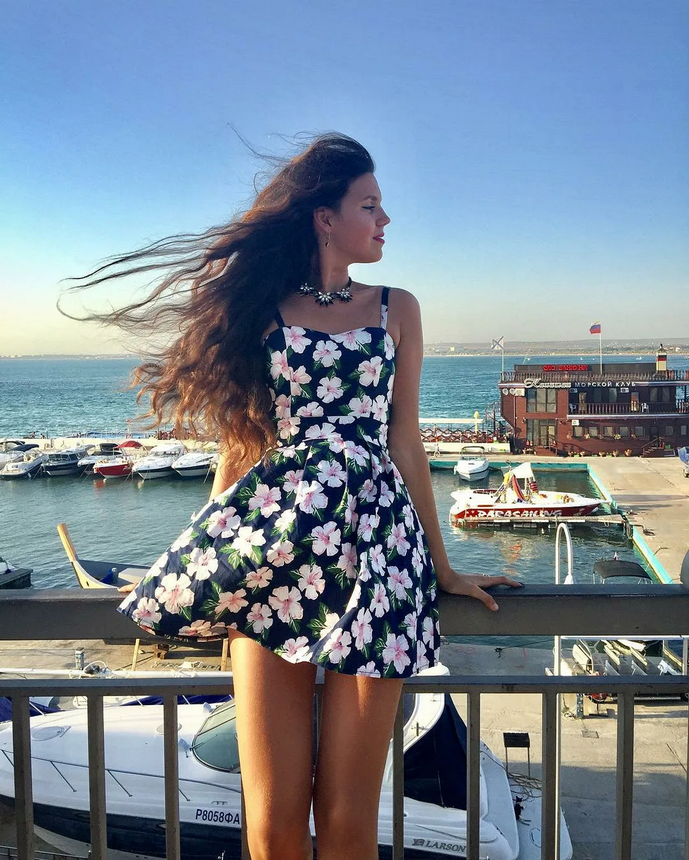 Girls In Sundresses (20 pics)