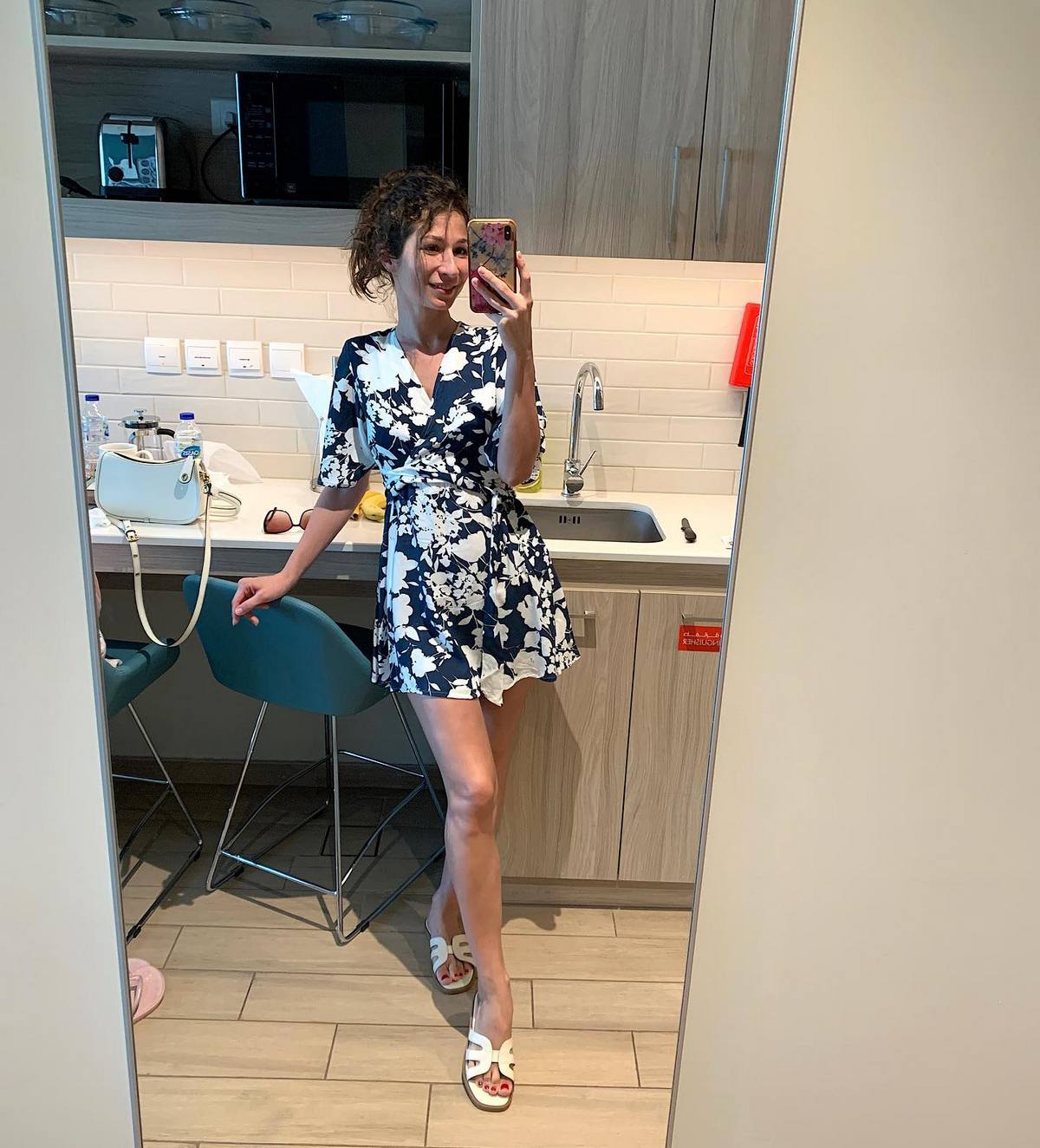Girls In Sundresses (20 pics)