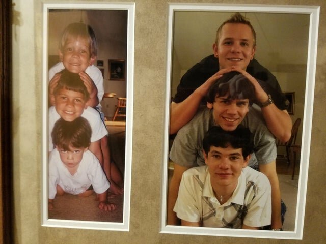 People Repeated Their Photos From The Past (15 pics)
