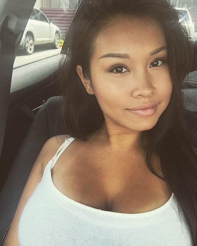 Asian Girls (20 pics)