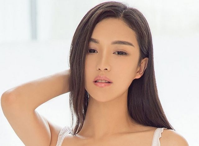 Asian Girls (20 pics)