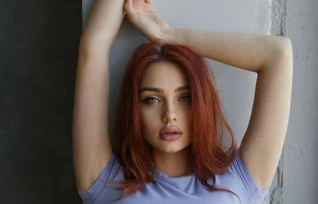 Girls In Shorts (20 pics)