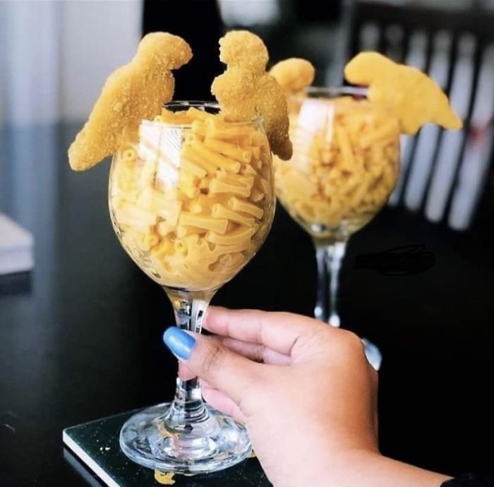 Weird Food Serving (20 pics)