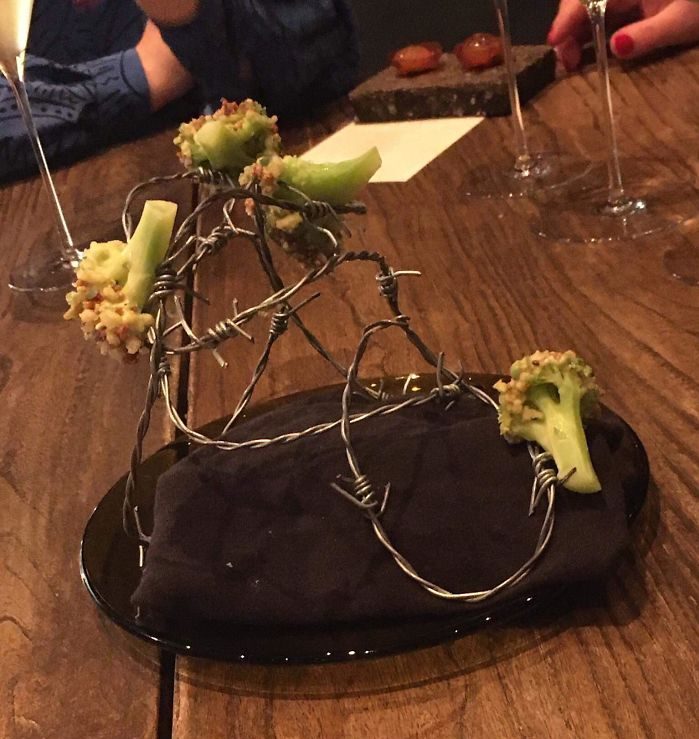 Weird Food Serving (20 pics)