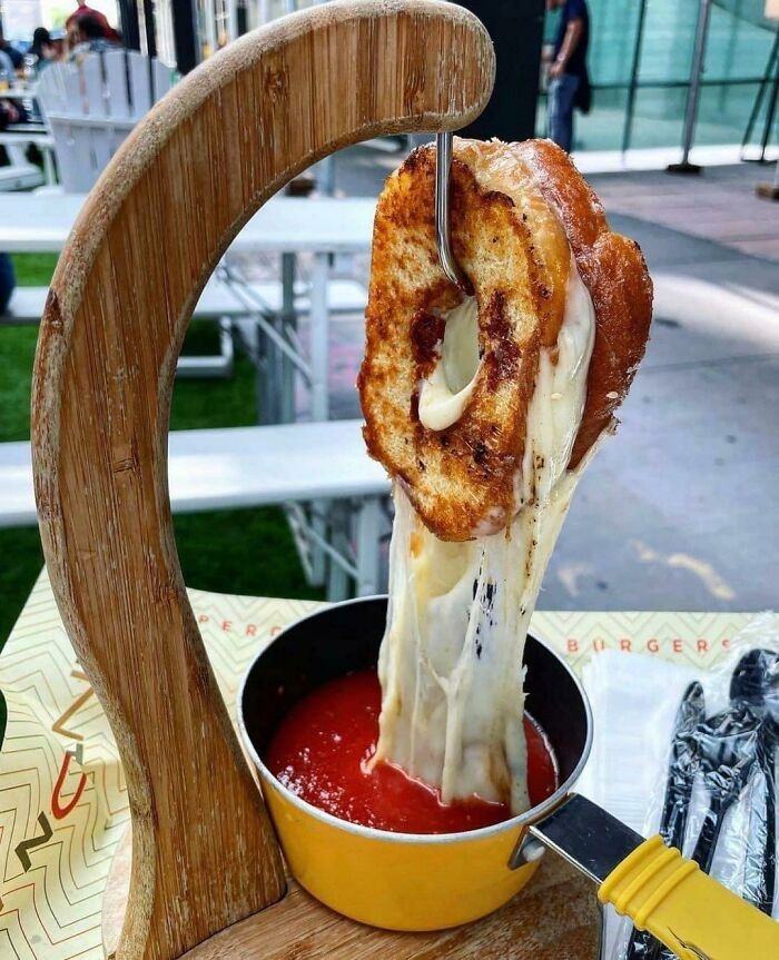 Weird Food Serving (22 pics)