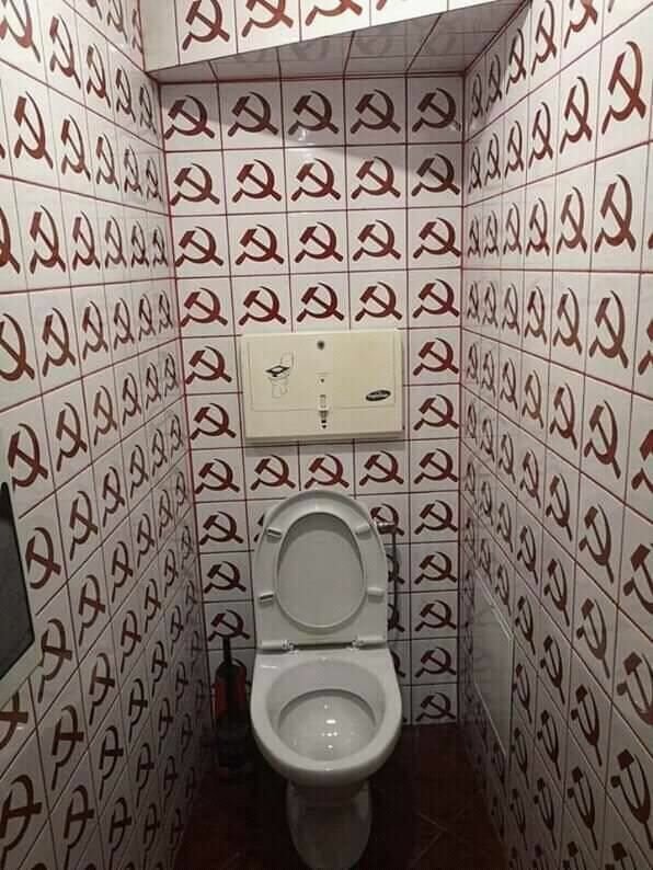 Odd Interiors (20 pics)