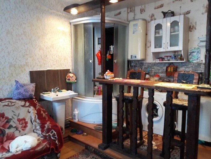 Odd Interiors (20 pics)