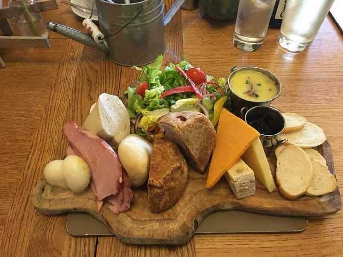 Unusual Food Serving (20 pics)