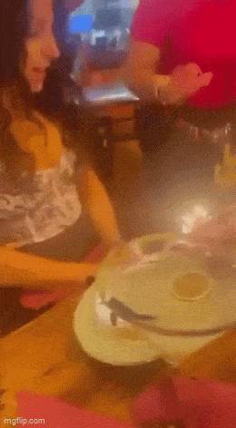 Acid GIFs, February 23 (25 gifs)