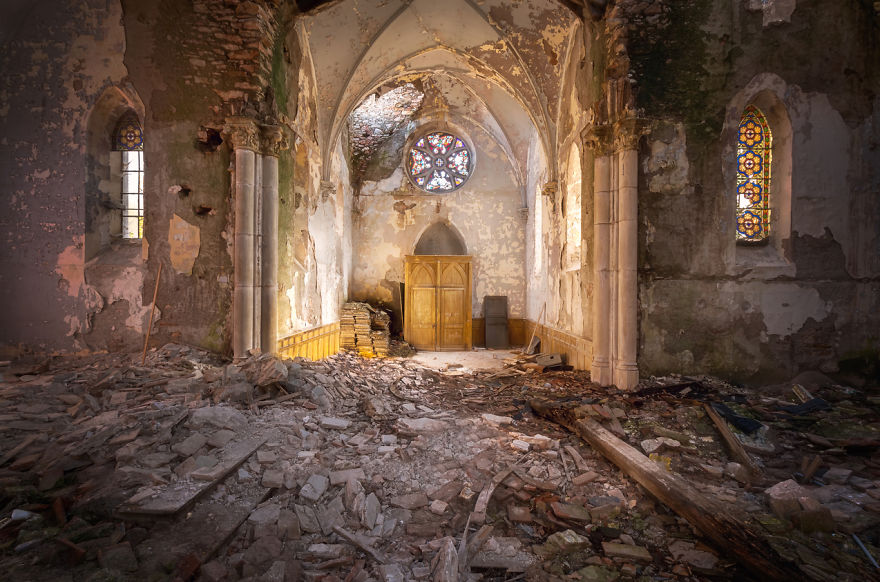 Beautiful Abandoned Places (20 pics)