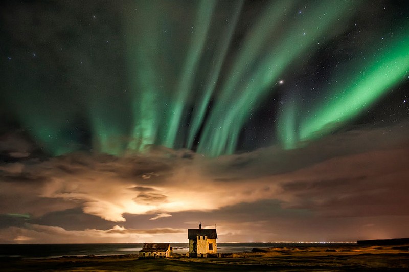 Perfect Houses For Introverts (19 pics)