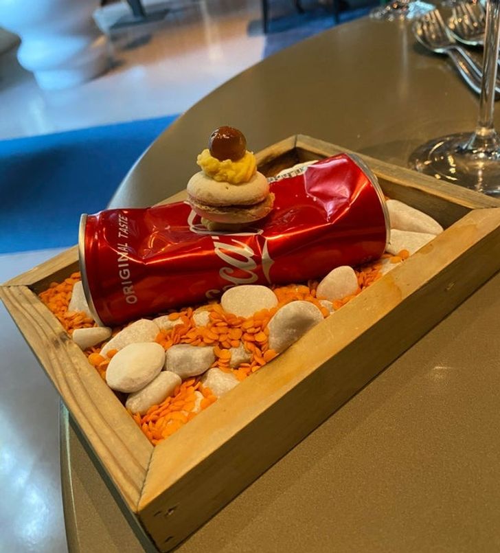 Weird Food Serving (20 pics)