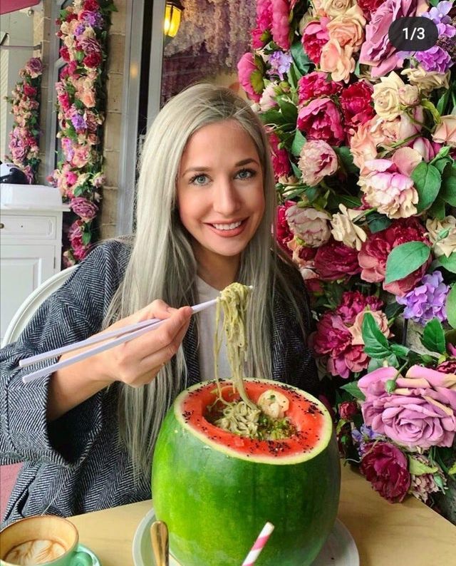 Weird Food Serving (20 pics)