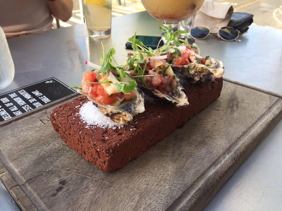 Weird Food Serving (20 pics)
