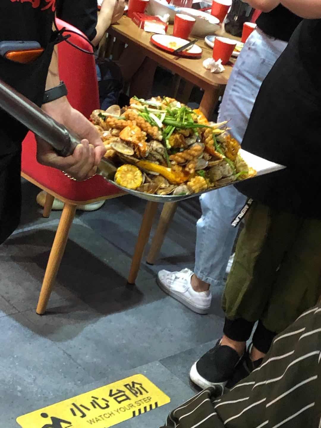 Weird Food Serving (20 pics)