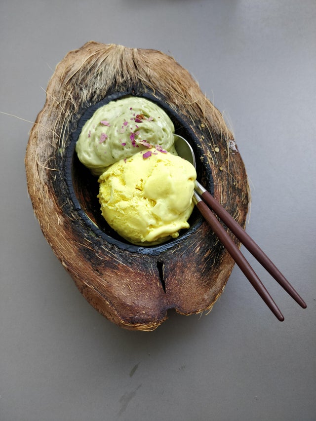 Weird Food Serving (20 pics)