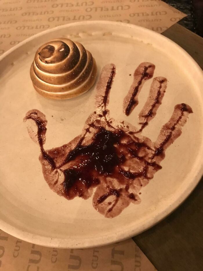 Weird Food Serving (20 pics)