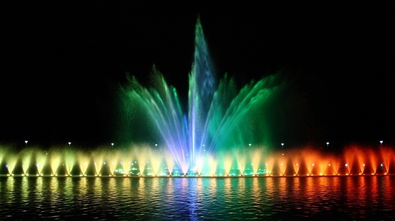 Beautiful Fountains (19 pics)