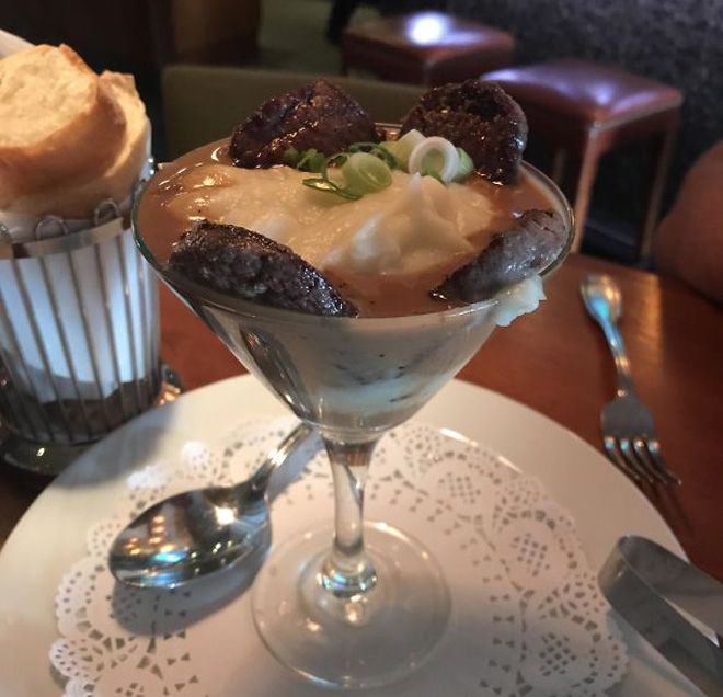 Weird Food Serving (22 pics)