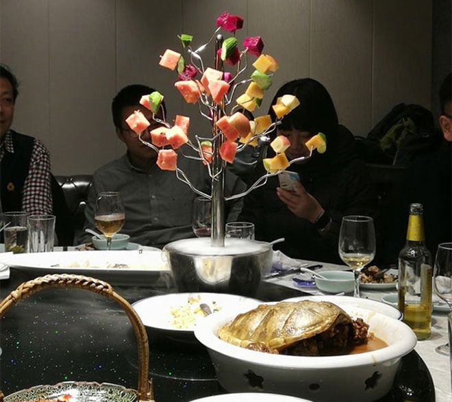 Weird Food Serving (22 pics)