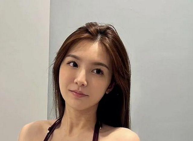 Asian Girls (20 pics)