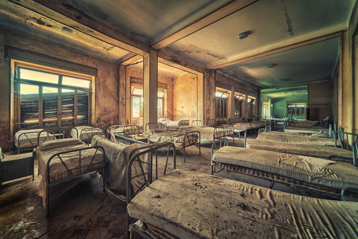 Beautiful Abandoned Places (20 pics)