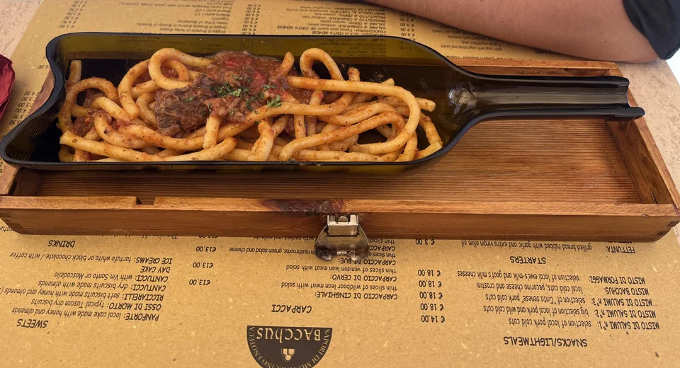 Weird Food Serving (20 pics)