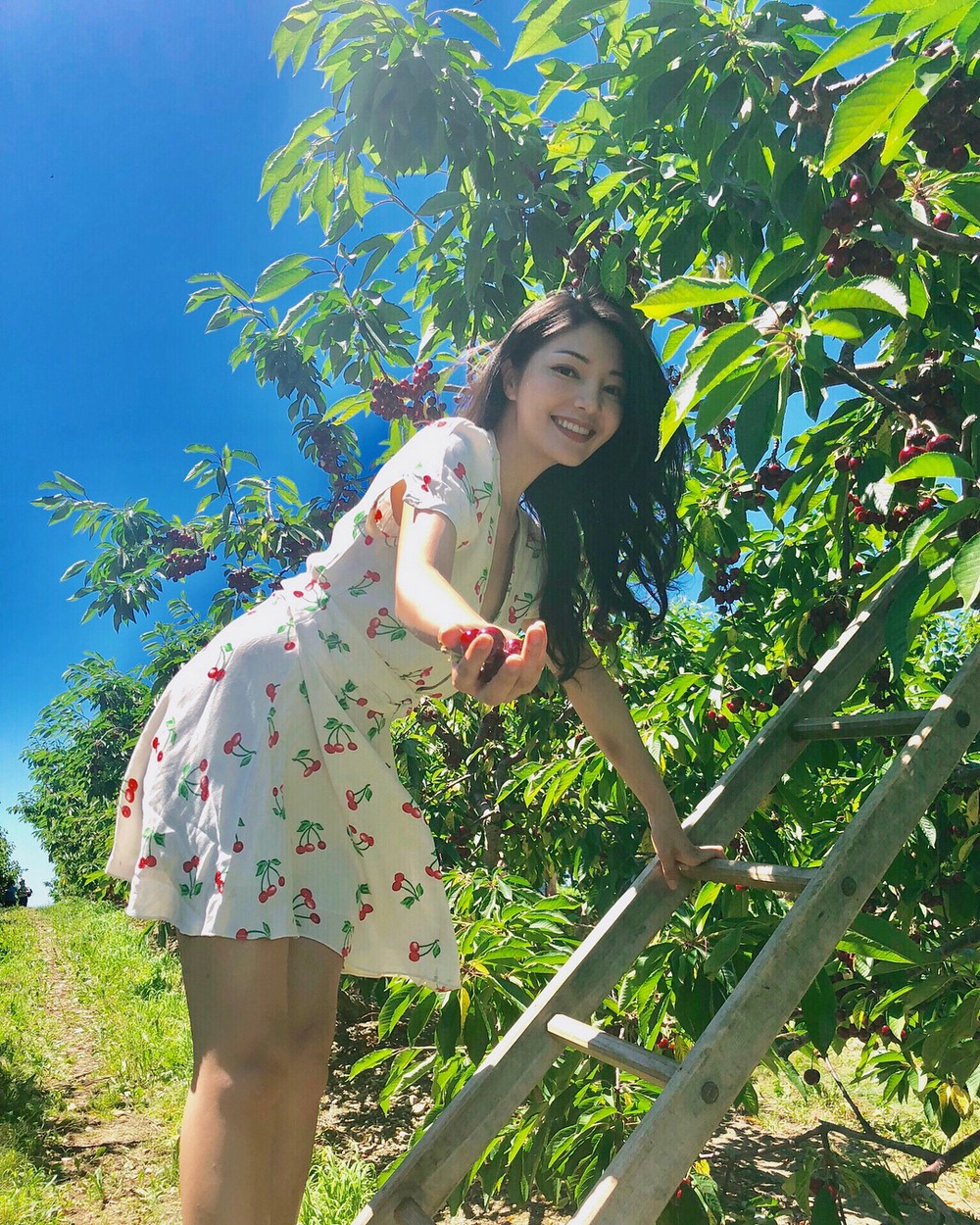 Asian Girls (20 pics)