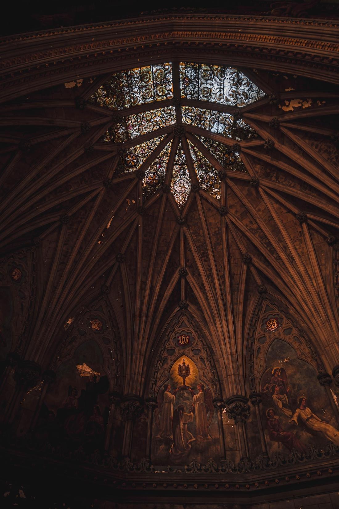 Beautiful Abandoned Places (20 pics)