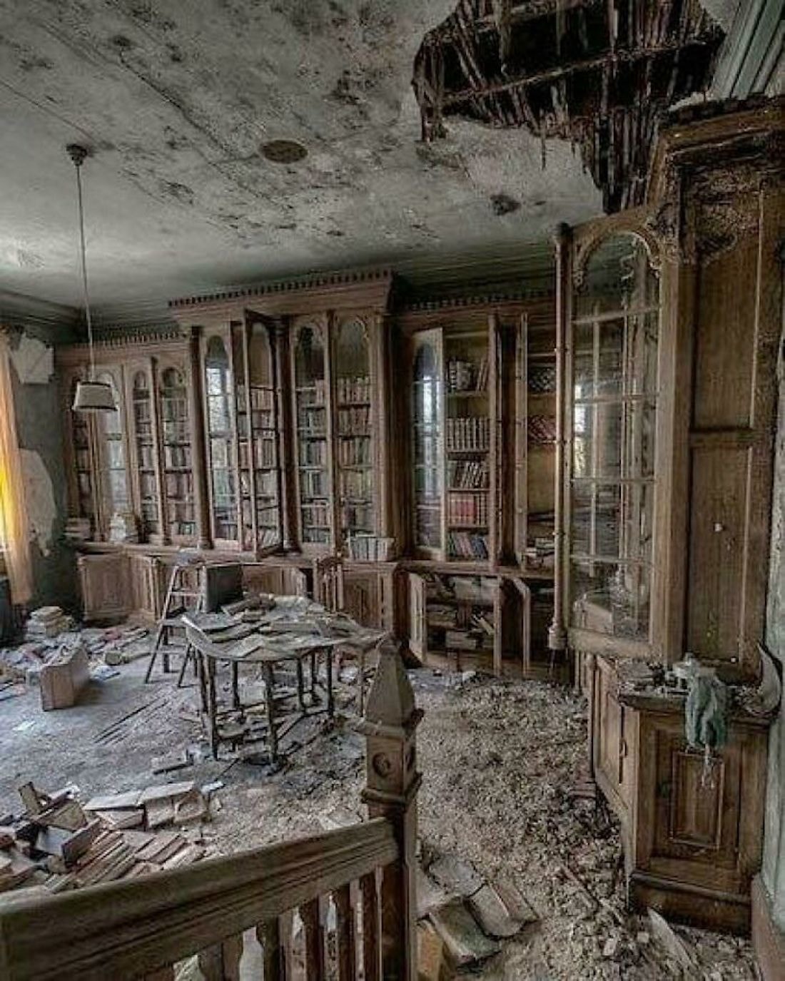 Beautiful Abandoned Places (20 pics)