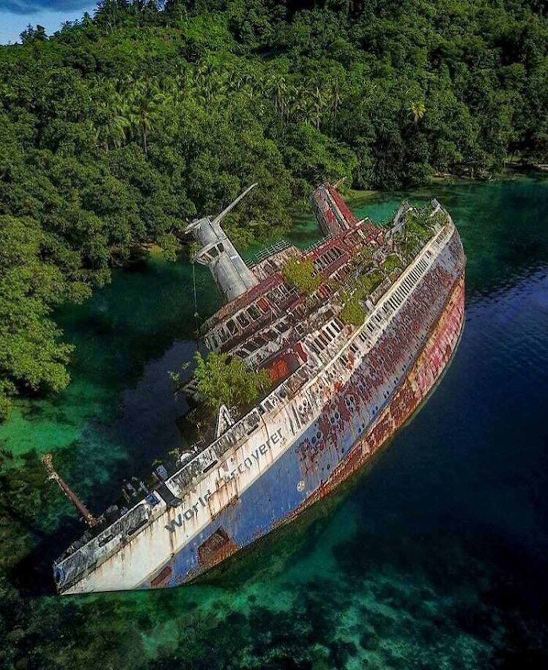 Beautiful Abandoned Places (20 pics)