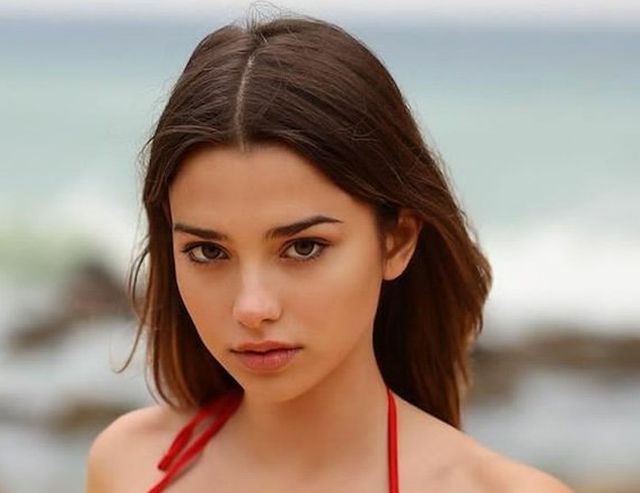 Cute Girls (30 pics)