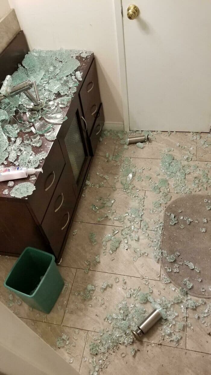 Household Disasters (20 pics)