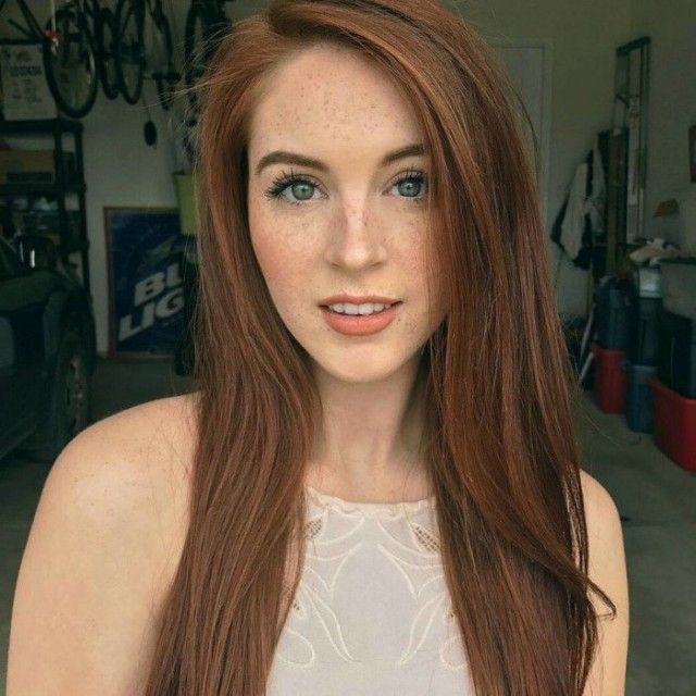 Girls With Freckles (20 pics)
