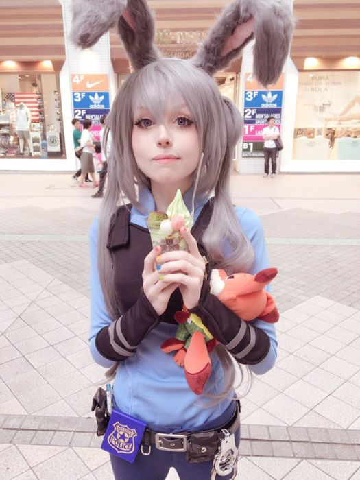 Cosplay Girls (20 pics)