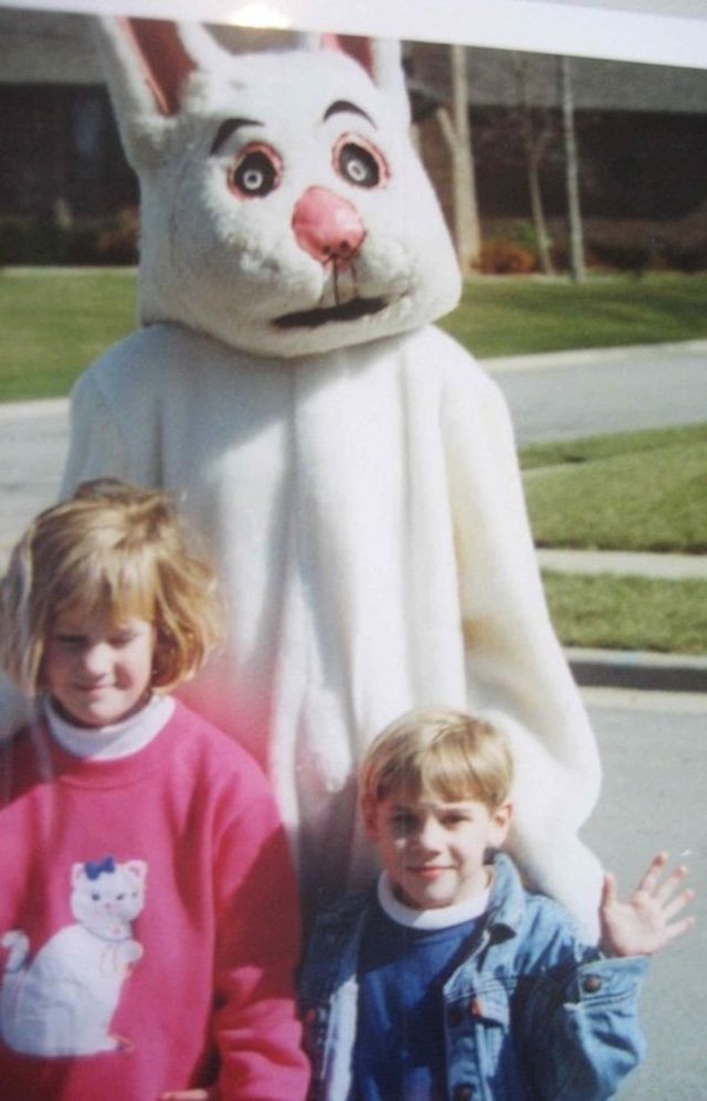 Creepy Easter Bunnies (28 pics)
