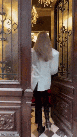 Acid GIFs, April 2 (25 gifs)