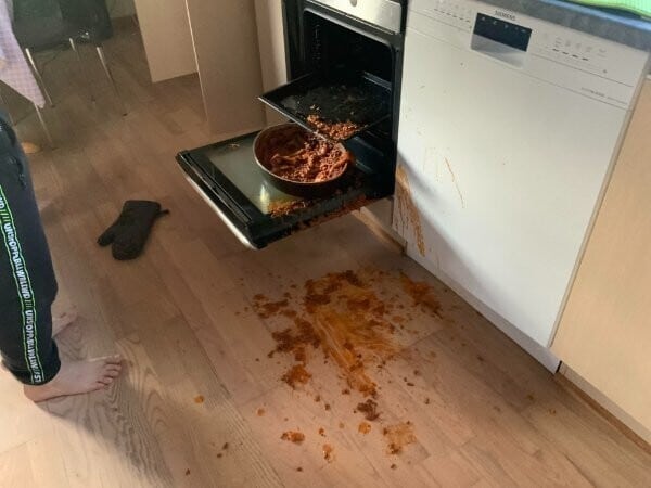 Bad Days Happen (17 pics)