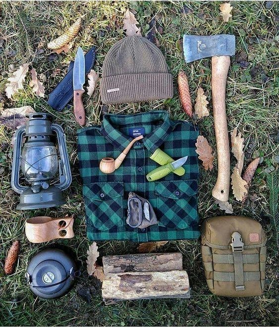 People Share Their Forest Survival Kits (20 pics)