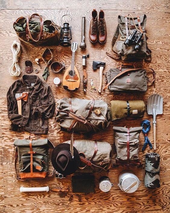 People Share Their Forest Survival Kits (20 pics)