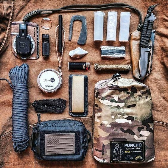 People Share Their Forest Survival Kits (20 pics)