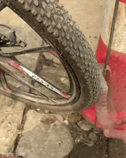 Acid GIFs, April 3 (25 gifs)