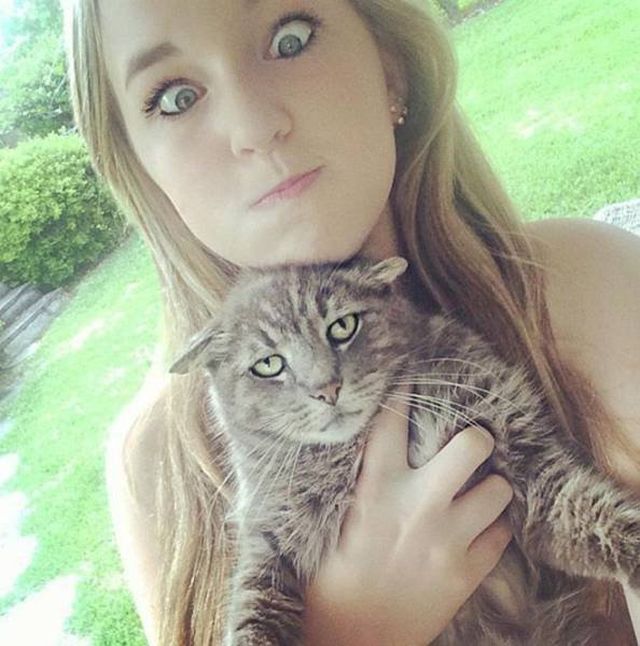 They Hate Selfies (25 pics)